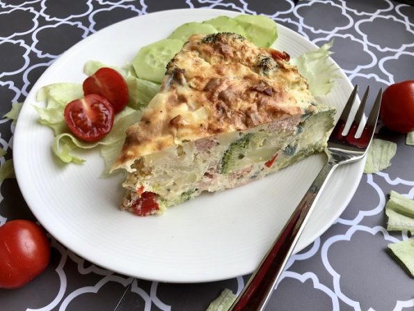 Aardappeltaart met broccoli en zalm