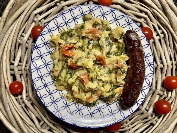 Andijvie stamppot met cherry tomaten