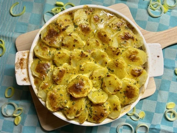 Ovenschotel prei-kerrie met gehakt