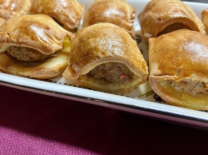 Glutenvrije mini saucijzenbroodjes