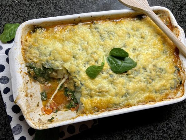 Aardappellasagne met spinazie, mozzarella en gehakt