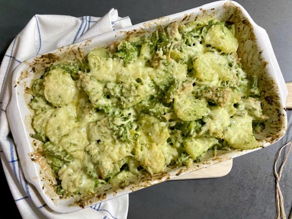 Ovenschotel met broccoli, sperziebonen en kalkoen