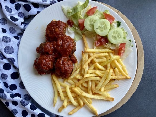 Amerikaanse gehaktballetjes met bbq saus
