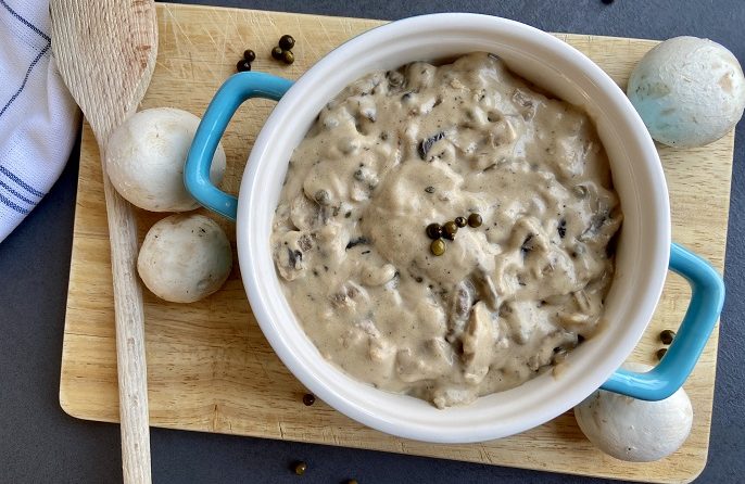 Champignonroomsaus met groen pepers