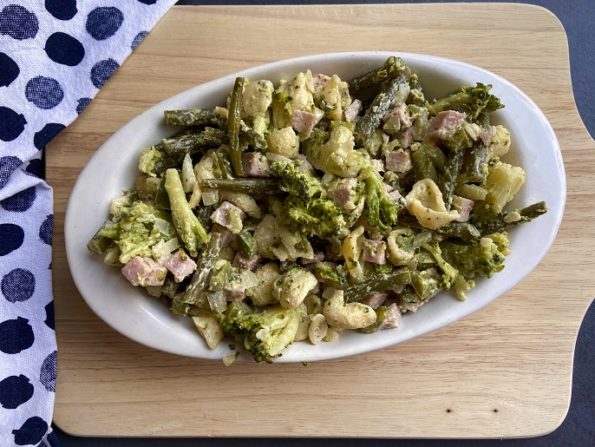 Pasta met broccoli, haricots verts en courgette