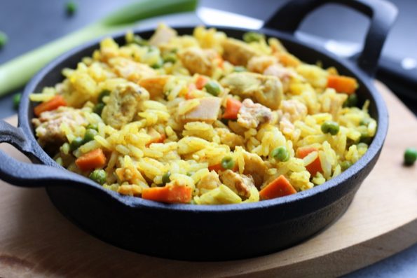 kerrie nasi met kip en ei