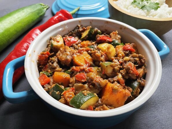 Pompoen-linzenschotel met heekfilet