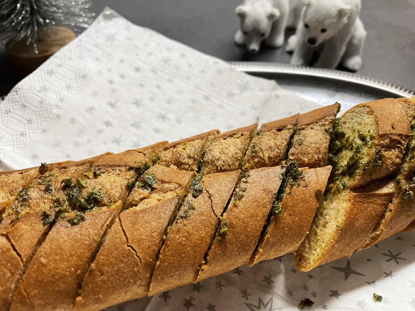 Knoflookbrood uit de oven