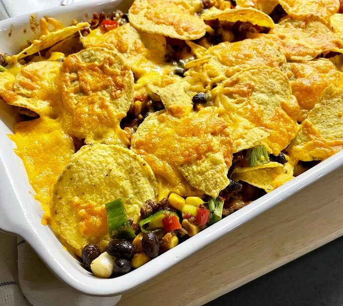 Nacho’s met cheddar, paprika en gehakt uit de oven